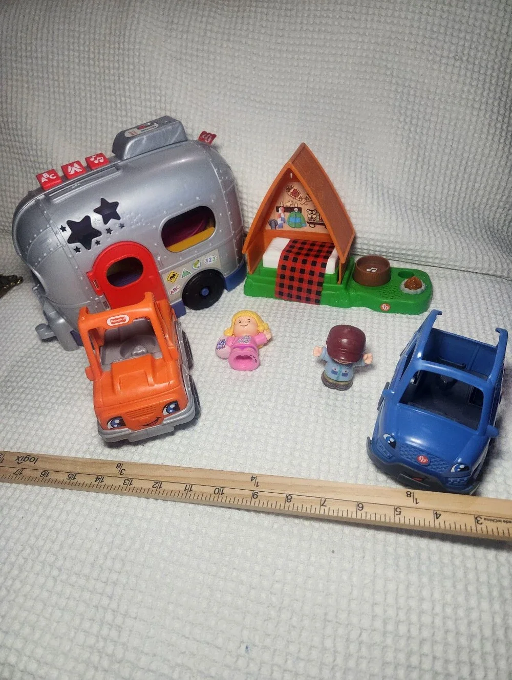 Fisher-Price Little People Camping Adventure Set Blue Car and Orange Truck 6 Pcs